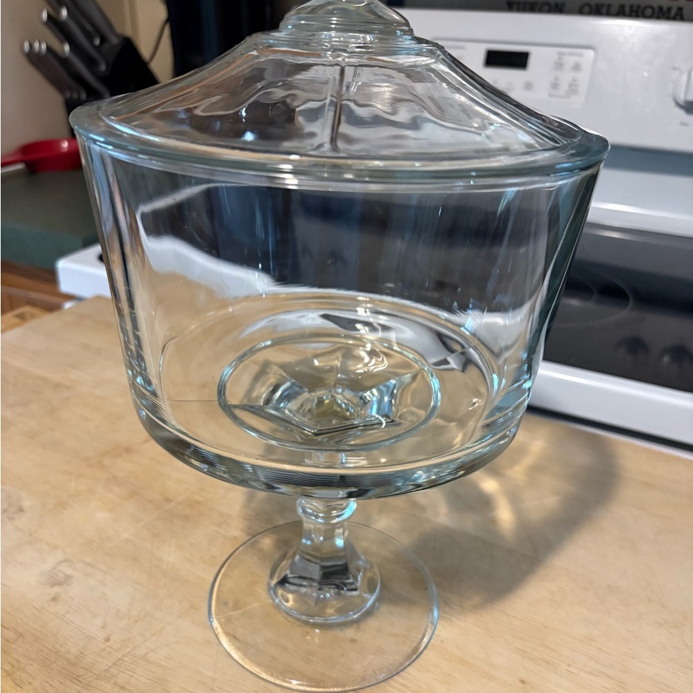 Retired Rare Devonshire Trifle w/Lid Southern Living at Home Beautiful Piece